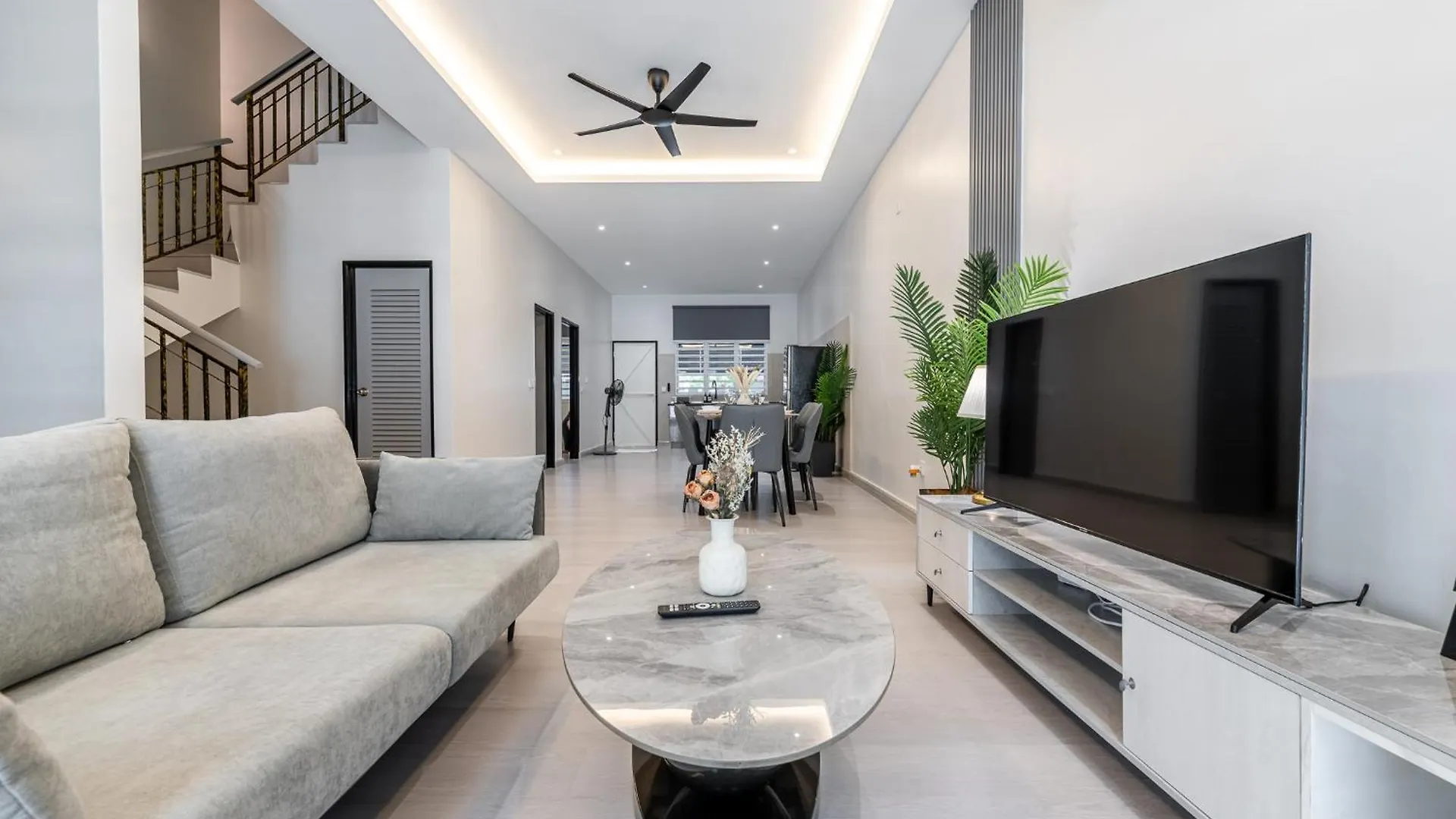La Ferringhi Villa - Marblelous 5Br Bungalow By Alv Batu Feringgi Malaysia