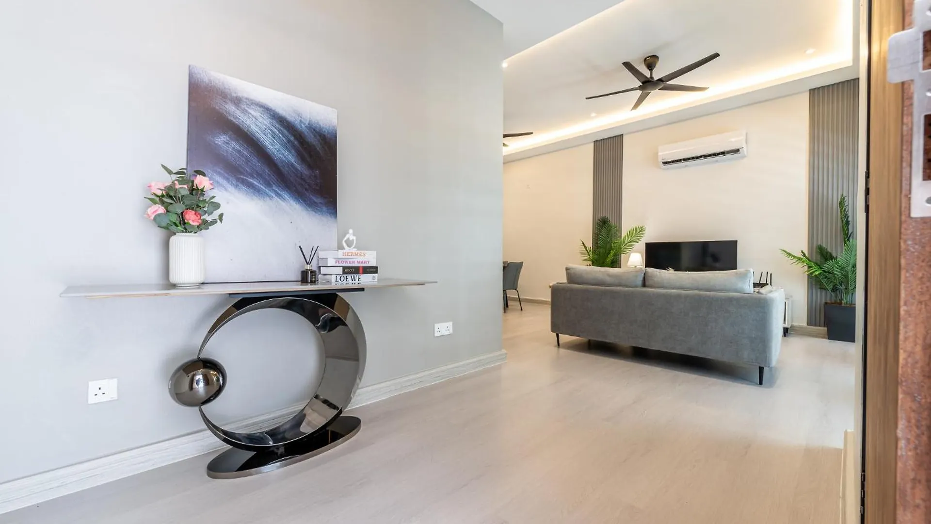 La Ferringhi Villa - Marblelous 5Br Bungalow By Alv Batu Feringgi 0*,