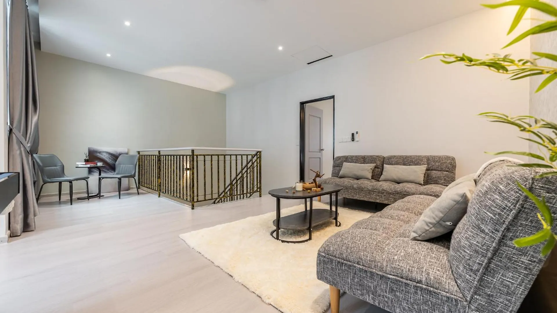 La Ferringhi Villa - Marblelous 5Br Bungalow By Alv Batu Feringgi 0*,  Malaysia